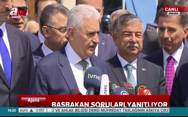 Başbakan Ege'de meydana gelen depremle ilgili açıklama yaptı