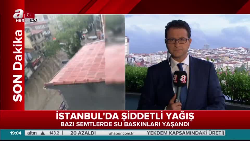 Şiddetli yağış altında Atv muhabirinin zor anları