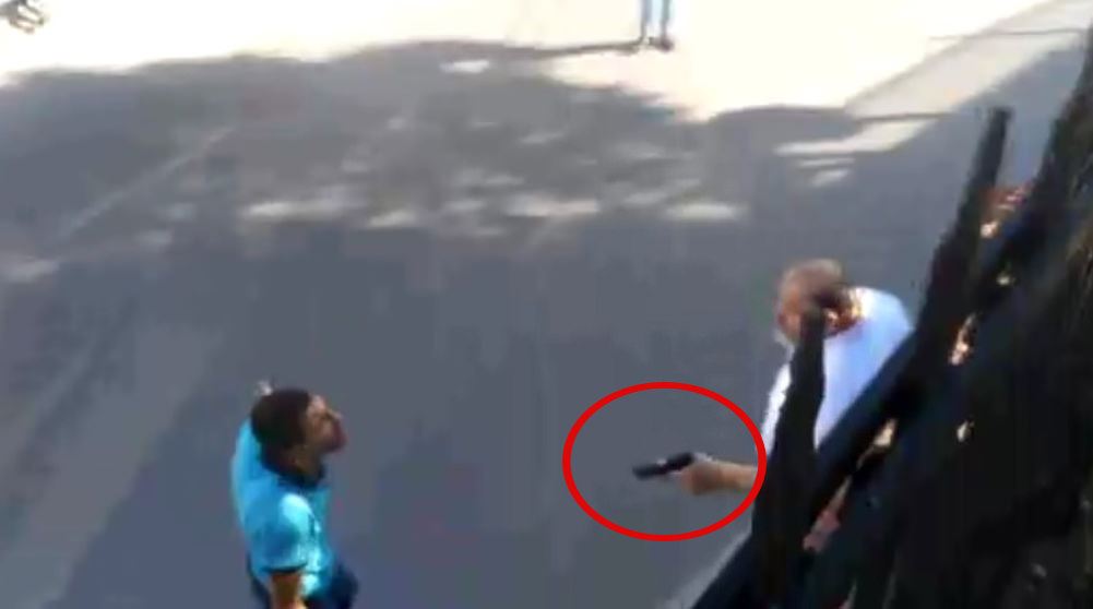 İstanbul’un göbeğinde silahlı kavga: Dehşet anları kamerada