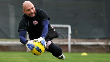 Eski milli kaleci Ömer Çatkıç'a FETÖ gözaltısı