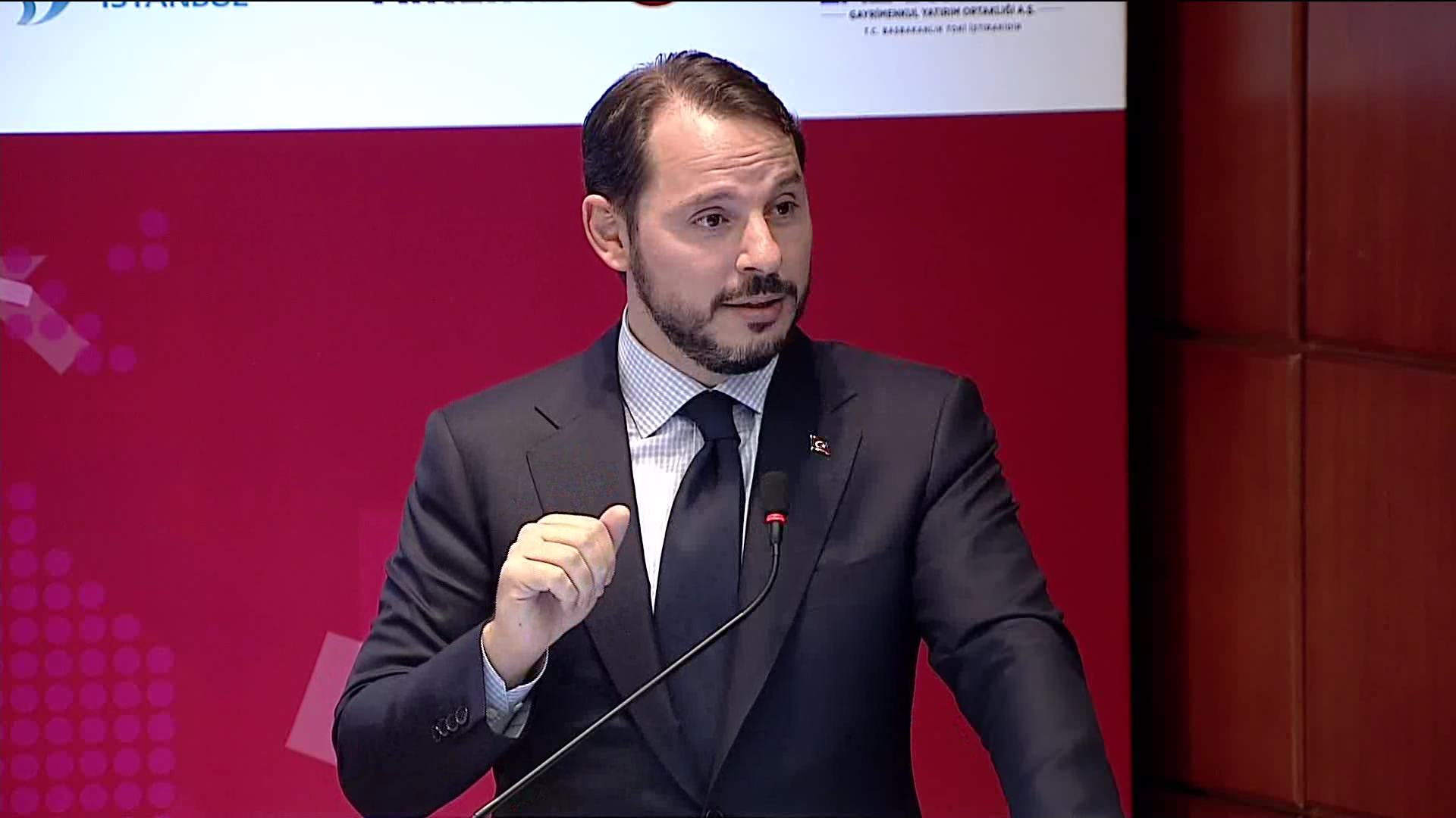 Bakan Albayrak'tan 'vizyoner siyasetçi' mesajı