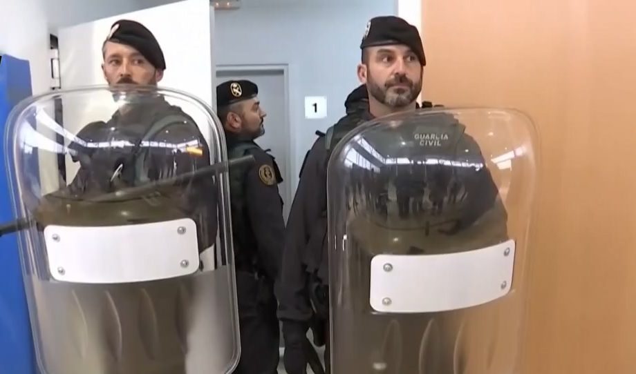 İspanya'da referandum gerginliği