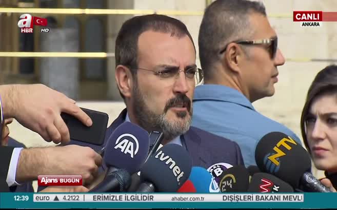 Mahir Ünal: Belediye başkanlarından istifa istenmedi