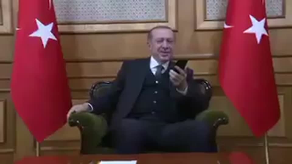 Erdoğan toplantıyı yarıda kesti onları aradı