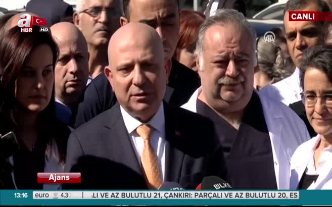 Deniz Baykal'ın 2. ameliyatı sona erdi Prof. Dr. İbiş açıklamalarda bulundu