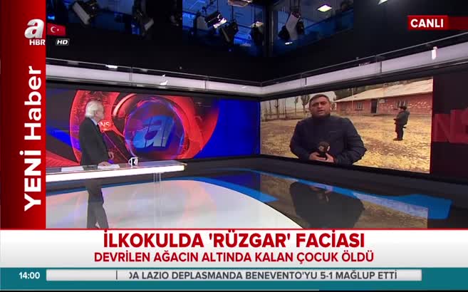 Muş'ta sırada bekleyen öğrencilerin üzerine ağaç devrildi