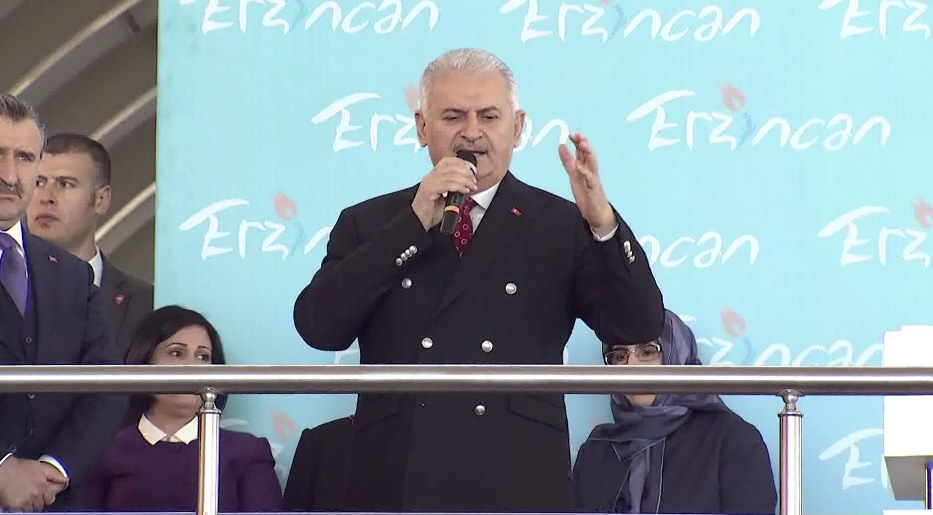 Başbakan Yıldırım: "Türkiye'yi teröre teslim etmeyeceğiz"