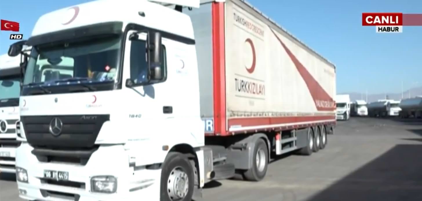 Irak’taki deprem bölgesine ilk yardım Kızılay’dan geldi