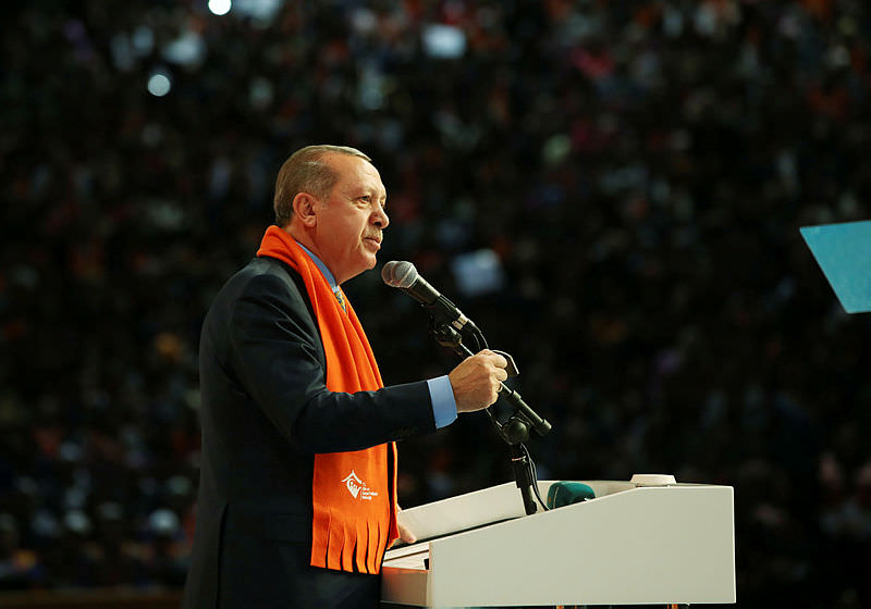 Cumhurbaşkanı Erdoğan: "Bu ihanetin içine giren herkes cezası çekmeli"