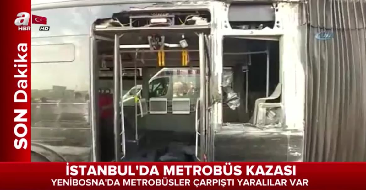 İstanbul'da metrobüs kazası! İlk görüntüler
