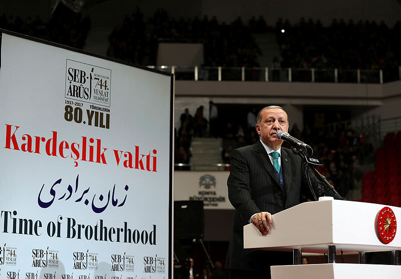 Cumhurbaşkanı Erdoğan’dan Mevlana örneği