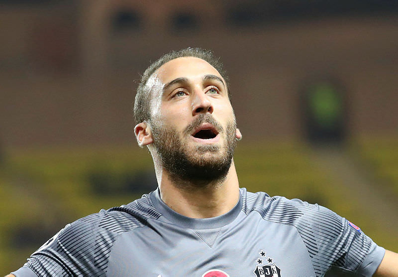 İngilizler duyurdu: Cenk Tosun Everton'da!