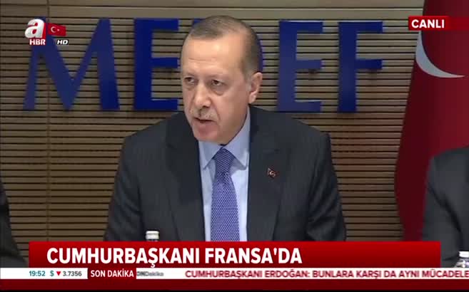 Erdoğan Paris'te iş dünyasına hitap etti