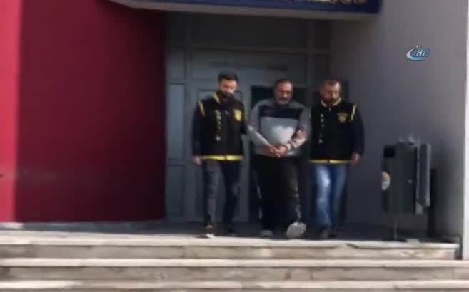 Suç makinesi kebap yerken yakalandı