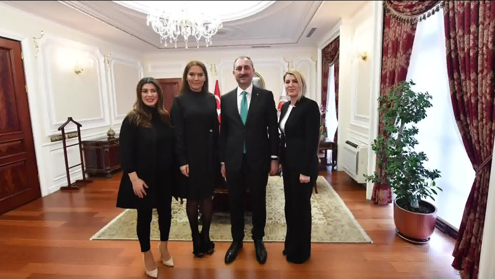 Ünlülerden tam destek: Çocukları istismar edenlere idam cezası verilmeli