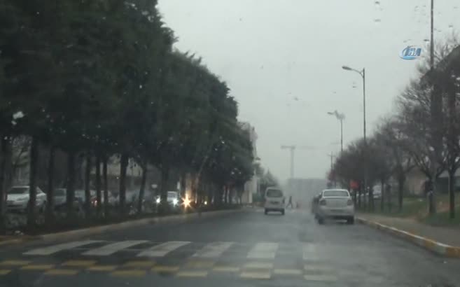 İstanbul'da beklenen kar yağışı başladı! İşte ilk görüntüler