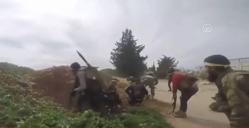 Afrin yakınlarındaki köylerden çatışma anları