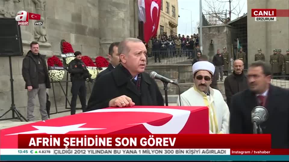 Cumhurbaşkanı Erdoğan Erzurum'da şehit cenazesinde konuştu: İnşallah bu müjde de bize yaklaşıyor.