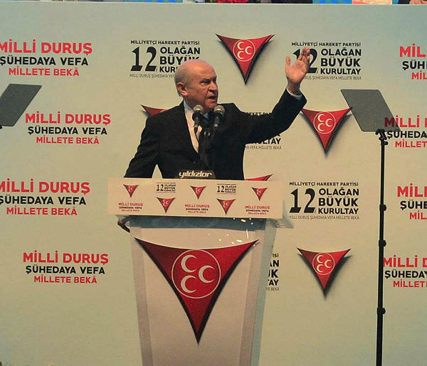 Bahçeli'den kurultayda Erdoğan mesajı
