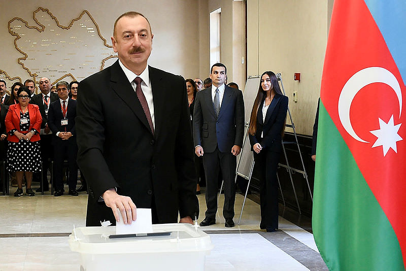 Azerbaycan cumhurbaşkanını seçiyor